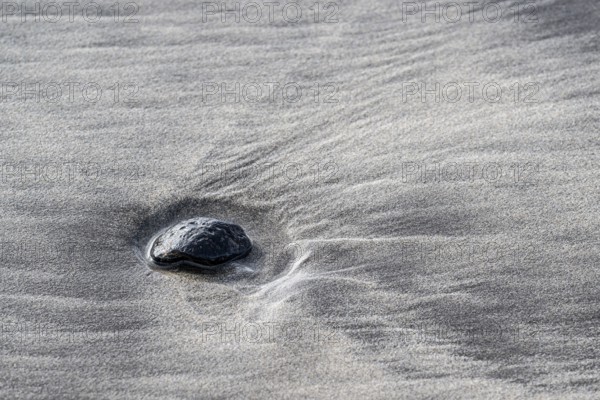 Lava pebbles on the beach, Playa de Famara, Lanzarote, Canary Islands, Spain, Europe