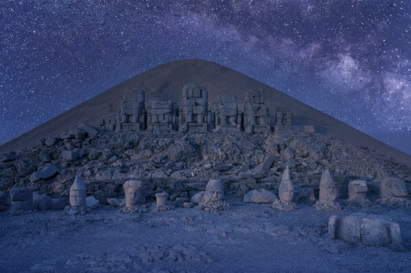 Mount Nemrut sanctuary, East terrace at night, Adiyaman province, Turkey, Asia