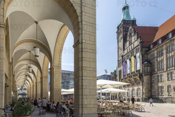 Arcade of the Red Tower Gallery, Market Square and New Town Hall, Chemnitz, Saxony, Germany, Europe