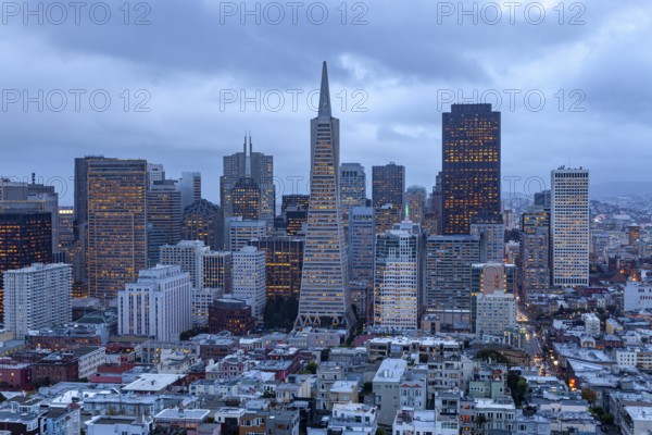 The San Francisco skyline at dusk, California, United States of America, USA, North America