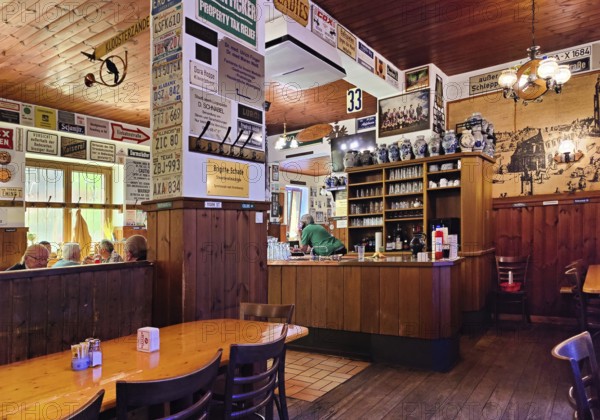 Apfelwein Dax, traditional cider pub with Hessian food and drinks, Sachsenhausen, Frankfurt, Hesse, Germany, Europe