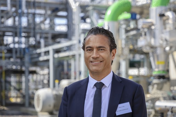 Oberhausen, North Rhine-Westphalia, Germany, Green hydrogen at Air Liquide, hydrogen production at the OQ Chemicals chemical park. TRAILBLAZER, a 20 MW electrolyser for the production of green, climate-neutral hydrogen. Gilles Le Van, Chairman of the Supervisory Board of Air Liquide Germany, at the inauguration in Oberhausen. The electrolyser is the largest production plant for climate-neutral hydrogen in Germany that is connected to an existing infrastructure, Europe