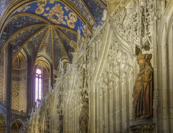 Detail of the choir and ceiling fresco in St Cecilia's Cathedral in Albi, Tarn department, France, Europe
