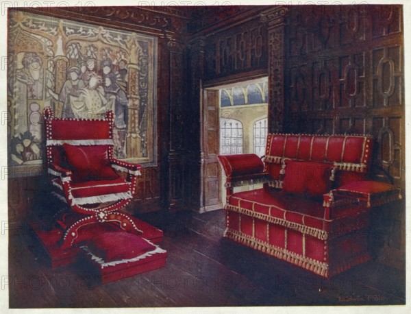 Furniture around the turn of the century 1900, Upholstered chair and couch with adjustable ends (1910, 1911), Upholstered chair and couch with adjustable ends (1910, 1911) .jpg