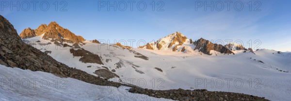Panorama, High alpine mountain landscape at sunset, Glacier du Tour, Glacier and mountain peaks in the evening light, Summit of the Aiguille de Chardonnet, Chamonix, Haute-Savoie, France, Europe