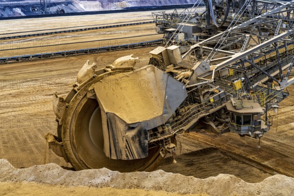 Opencast lignite mine Garzweiler 2, bucket wheel excavator 261 excavating the surface, at the rest of the hamlet Lützerath, bucket diameter is 17 metres, Erkelenz, North Rhine-Westphalia, Germany, Europe