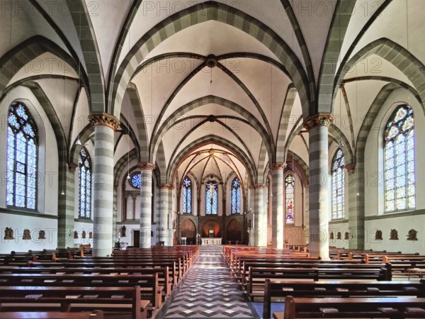 St. Lambertus Church, interior view, historic upper town, Mettmann, Bergisches Land, North Rhine-Westphalia, Germany, Europe