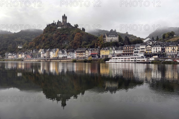 Fog in Cochem on the Moselle, Reichsburg, 01.10.2020