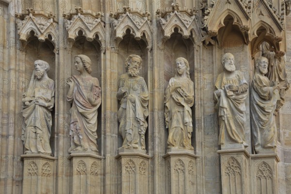 Six apostle sculptures at the church portal of the UNESCO Cathedral, St Mary's Church, Erfurt Cathedral, Cathedral Square, Erfurt, Thuringia, Germany, Europe