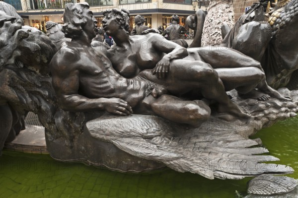 Detailed view of the fountain Das Ehekarussell by sculptor Jürgen Weber, erected in 1984, also known as Hans Sachs Fountain, Nuremberg, Middle Franconia, Bavaria, Germany, Europe