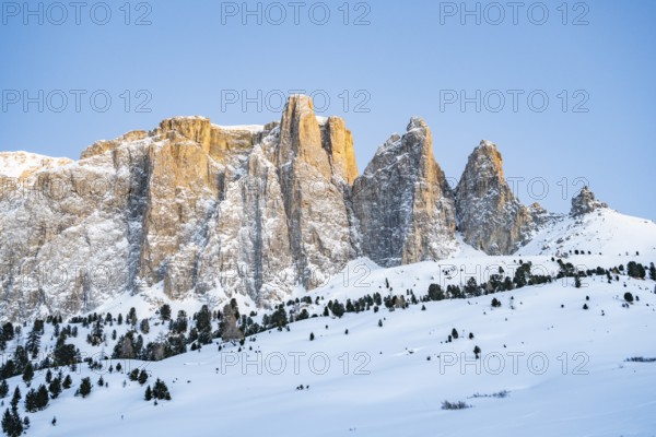 Beautiful landscape of the Mountain silhouettes of the Sexten Dolomites on a sunny winter day, South Tyrol, Trentino-South Tyrol, Alto-Adige, Italy, Europe