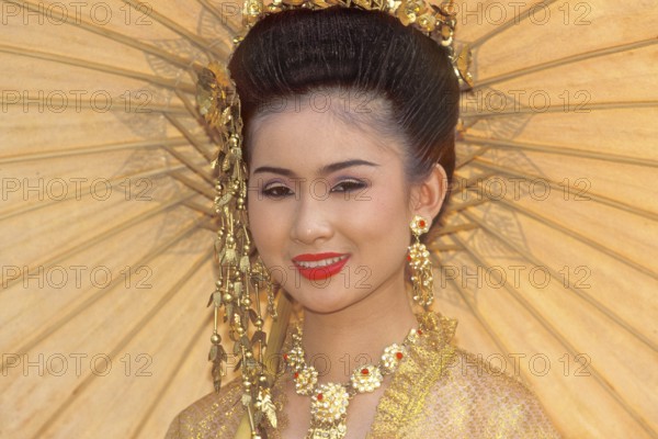 Thai girl, close-up, Flower festival, Chiang Mai, Thailand, Asia