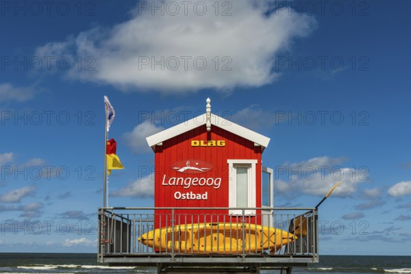 Hut for lifeguards, red, observation tower, rescue tower, beach, North Sea island, Langeoog, Germany, Europe