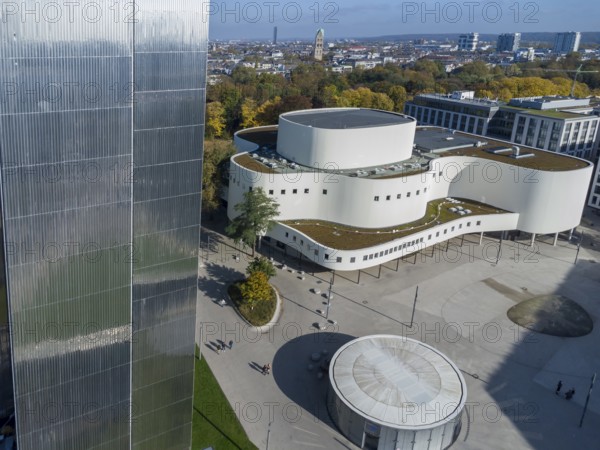 Gustaf-Gründgens-Platz mit Schauspielhaus, Drohnenaufnahme, Dreischeibenhaus, Düsseldorf, NRW, Deutschland