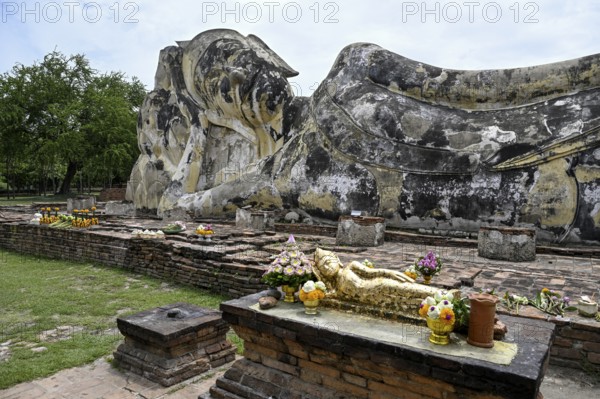 Reclining Buddha in Wat Lokayasutharam, Temple of the Resting Buddha, Ayutthaya, Ayutthaya Province, Thailand, Asia