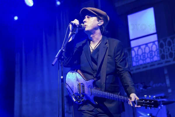 Carl Barât, singer of The Libertines live on European Tour 2025 at the Columbiahalle in Berlin on 05/02/2025
