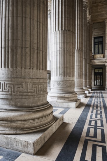 The Palace of Justice, palace, architecture, palace of justice, monumental, europe, law, law, capital, european union, flanders, building, building, sightseeing, attraction, art in architecture, judge, monument, court, courthouse, historic, monument, Brussels, Belgium, Europe