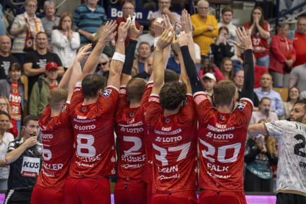 11.09.2024, 2nd HBL (German Handball League), Matchday 7 (early game) : Eulen Ludwigshafen against HC Elbflorenz 2006. Picture: Tension until the end Elbflorenz is awarded a free throw just in front of the end of the game