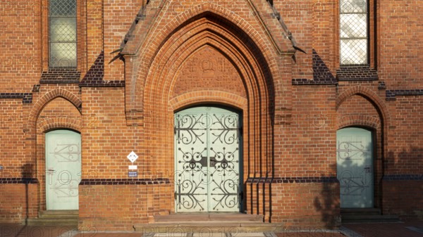 View of the entrance area of a church, Aller Leine Valley, Wittlohe, Kirchlinteln, Verden, Lower Saxony, Germany, Europe