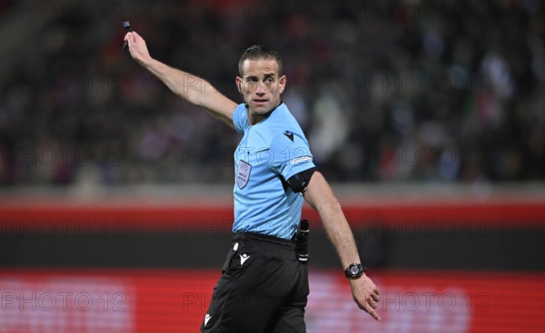 Referee Referee Javier Alberola Rojas (ESP) Gesture Gesture UEFA Conference League, Voith-Arena, Heidenheim, Baden-Württemberg, Germany, Europe