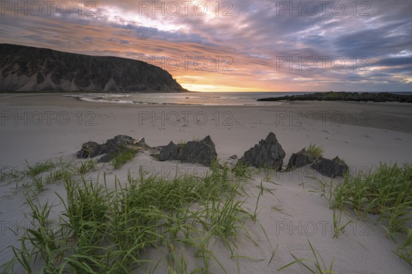 Sandy beach beach Sandfjordstranden, Berlevåg, Barents Sea, Varanger, Finnmark, Norway, Europe