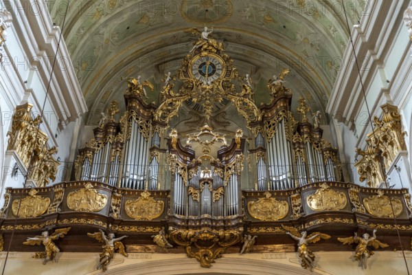 Church organ of the baroque parish church Mariahilfer Kirche in Vienna, Austria, Europe