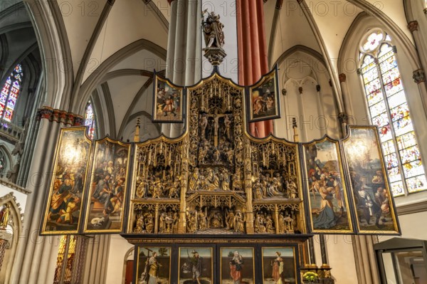 Martyr altar in the interior of the Catholic church of St Viktor in Xanten, Lower Rhine, North Rhine-Westphalia, Germany, Europe
