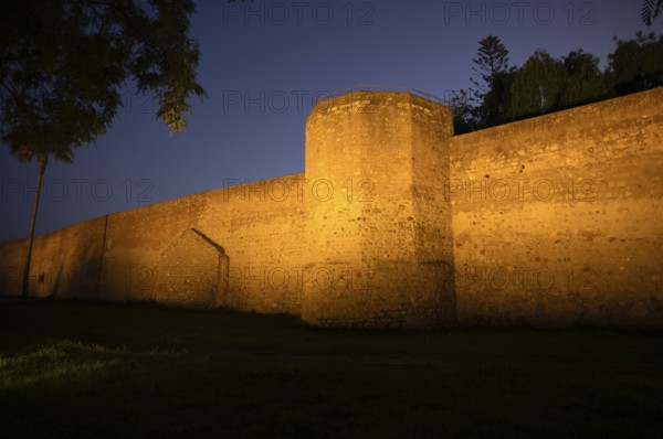Night shot, city wall, Castelo, old town, Faro, dusk, evening light, Algarve, Portugal, Europe