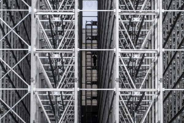 Construction of a high-bay warehouse, storage system for high space utilisation, in steel construction, North Rhine-Westphalia, Germany, Europe