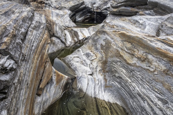 Rocks, rock structures, Verzasca River, near Lavertezzo, Verzasca Valley, Valle Verzasca, Canton Ticino, Switzerland, Europe