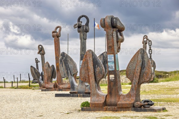 Anchors from old French navy ship from world war II at a memorial site on the french coast, Camaret-sur-Mer, Crozon peninsula, Bretagne, France, Europe