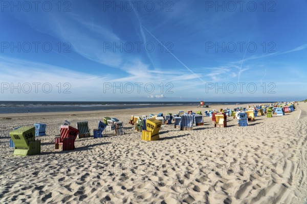North Sea island of Langeoog, early summer, shortly after the first easing of the lockdown in the Corona crisis, still quite few tourists on the beach, beach chairs, Lower Saxony, Germany, Europe