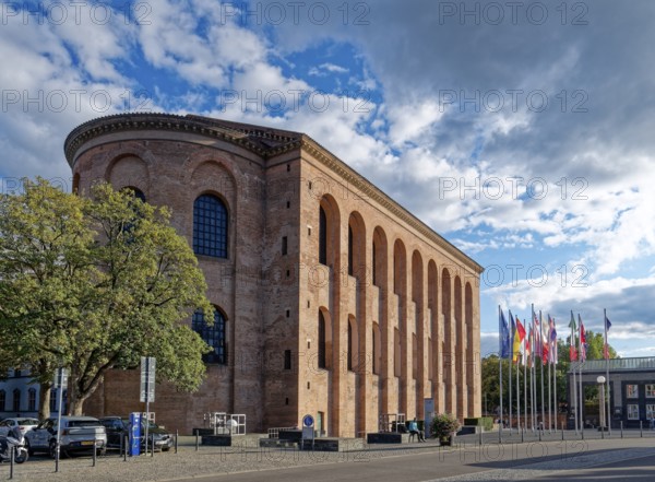 Constantine Basilica, a Protestant basilica built in the style of a hall church. UNESCO World Heritage Roman monuments, St Peter's Cathedral and Church of Our Lady in Trier. Old Town of Trier, Rhineland-Palatinate, Germany, Europe