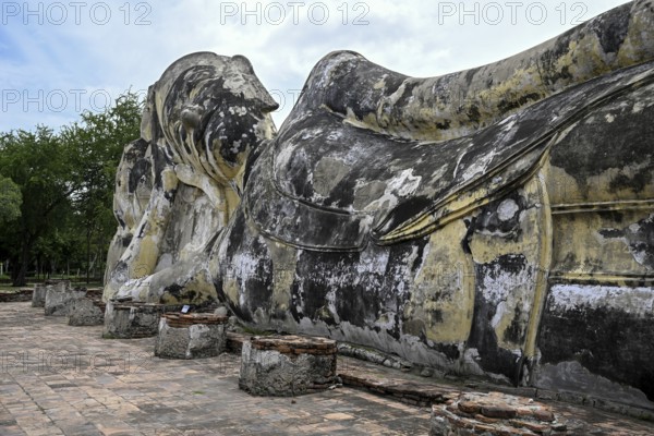 Reclining Buddha in Wat Lokayasutharam, Temple of the Resting Buddha, Ayutthaya, Ayutthaya Province, Thailand, Asia