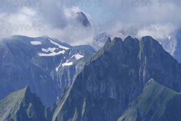 Mountain panorama from the Nebelhorn, 2224m, to the Höfats 2259m, behind it the Großer Krottenkopf, 2656m Allgäu Alps, Allgäu, Bavaria, Germany, Europe