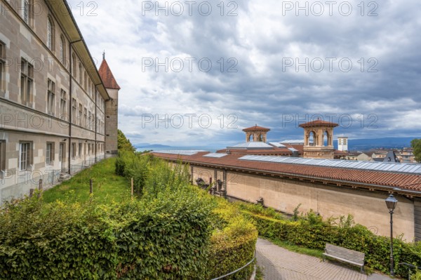 Footpath behind the Palais de Rumine, historic old town, Lausanne, Vaud, Switzerland, Europe
