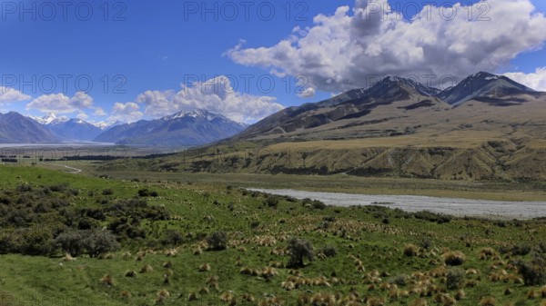 Lord of the Ring epic battle landscape on Mount Potts and Mount Sunday in New Zealand South Alps