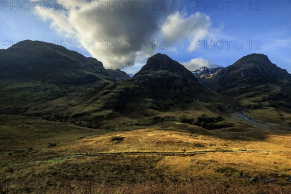 Mountain landscape, cloudy mood, autumn, Three Sisters, Glencoe, Scottish Highlands, Scotland, Great Britain