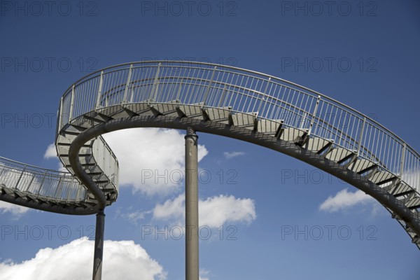 Landmark Tiger & Turtle - Magic Mountain by Heike Mutter and Ulrich Genth, walk-in sculpture in the form of a rollercoaster, on the Heinrich-Hildebrand-Höhe spoil tip, Angerpark, Duisburg, North Rhine-Westphalia, Germany, Europe