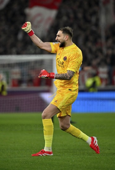 Goal celebration Goalkeeper Gianuigi Donnarumma FC Paris Saint-Germain PSG (01) Gesture Gesture Champions League, MHPArena, MHP Arena Stuttgart, Baden-Württemberg, Germany, Europe