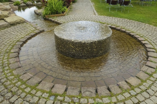 Gasthof Kompf, Swabian inn, restaurant, garden, water features, fountain, Kusterdingen-Jettenburg, Baden-Württemberg, Germany, Europe