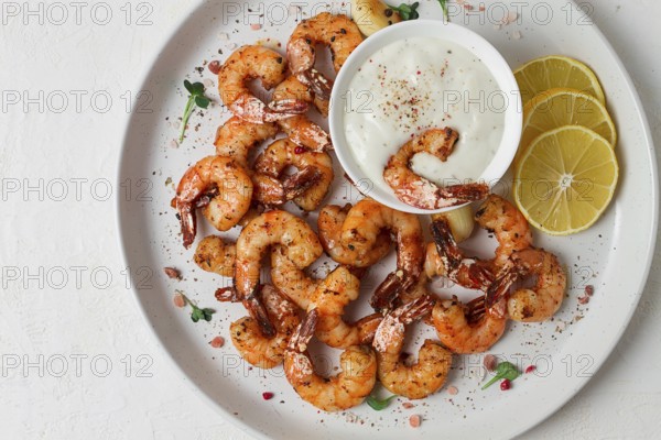 Fried shrimp, headless, with spices, grilled, homemade, no people