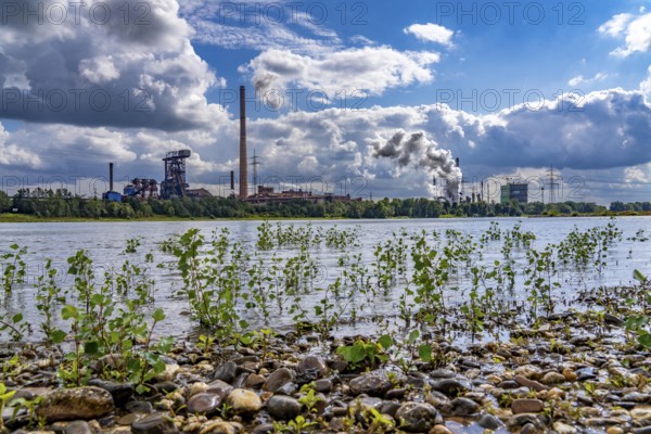 Duisburg-Hüttenheim steelworks, Hüttenwerke Krupp-Mannesmann, HKM, blast furnace B, coking plant, Rhine, Duisburg, North Rhine-Westphalia, Germany, Europe
