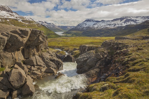Rapids of the river Fossa i Pjorsardal, close to the Haifoss waterfall. E Iceland