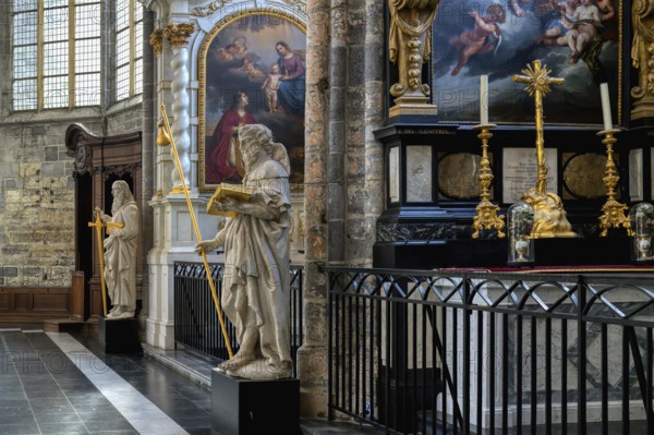 Gothic St. Nicholas Church, Lateral chapels, Ghent, Flanders, Belgium, Europe