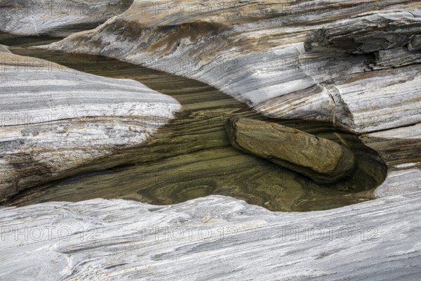 Rocks, rock structures, Verzasca River, near Lavertezzo, Verzasca Valley, Valle Verzasca, Canton Ticino, Switzerland, Europe