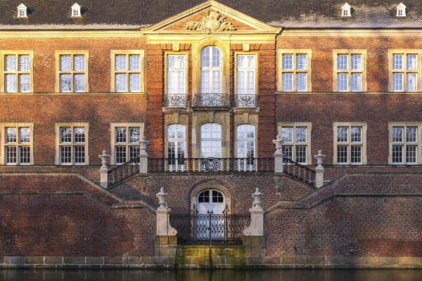 Ahaus Baroque and moated castle, today the seat of the Ahaus Technical Academy, Ahaus, Münsterland, North Rhine-Westphalia, Germany, Europe