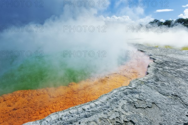 Champagne pool, Waiotapu Thermal Park, Waiotapu, Rotorua, Bay of Plenty, North Island, New Zealand, Oceania