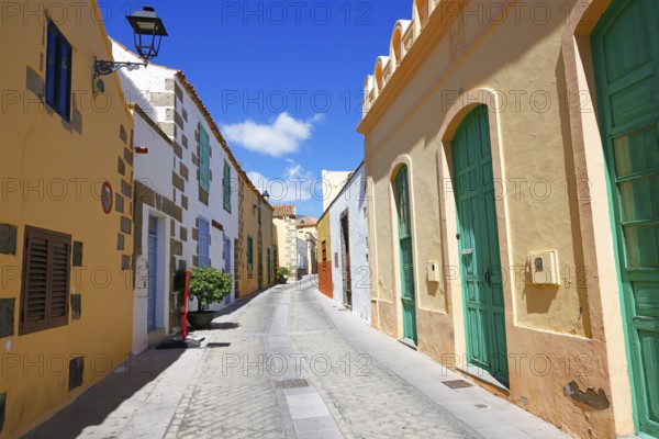 Colourful alley in the historic old town of Agüimes, Gran Canaria, Canary Islands, Spain, Europe