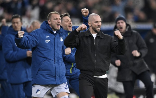 Goal celebration Coach Christian Ilzer TSG 1899 Hoffenheim Gesture Gesture PreZero Arena, Sinsheim, Baden-Württemberg, Germany, Europe